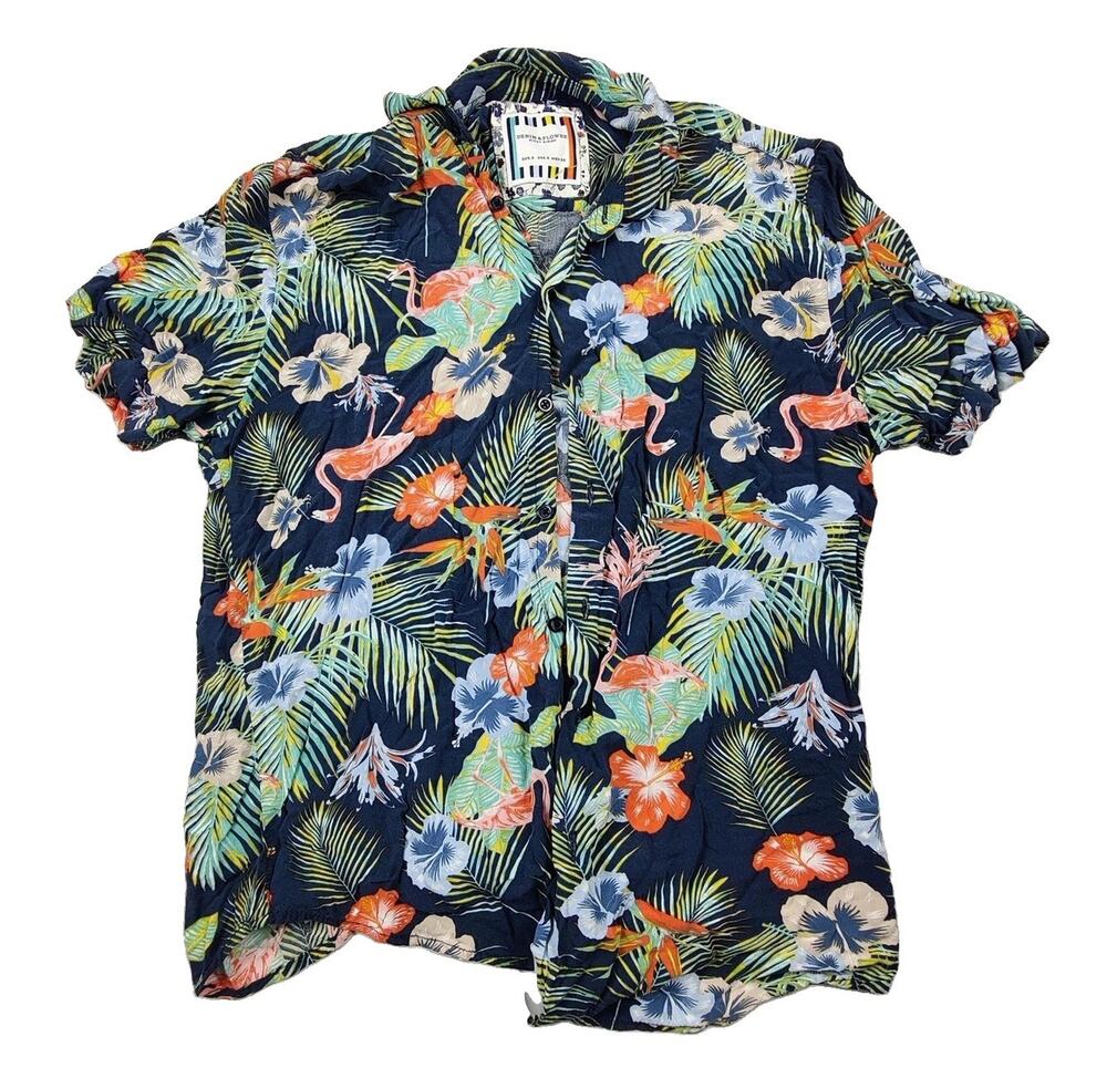 Denim & Flower Shirt Mens Small Blue Hawaiian Flamingo Short Sleeve Button Up